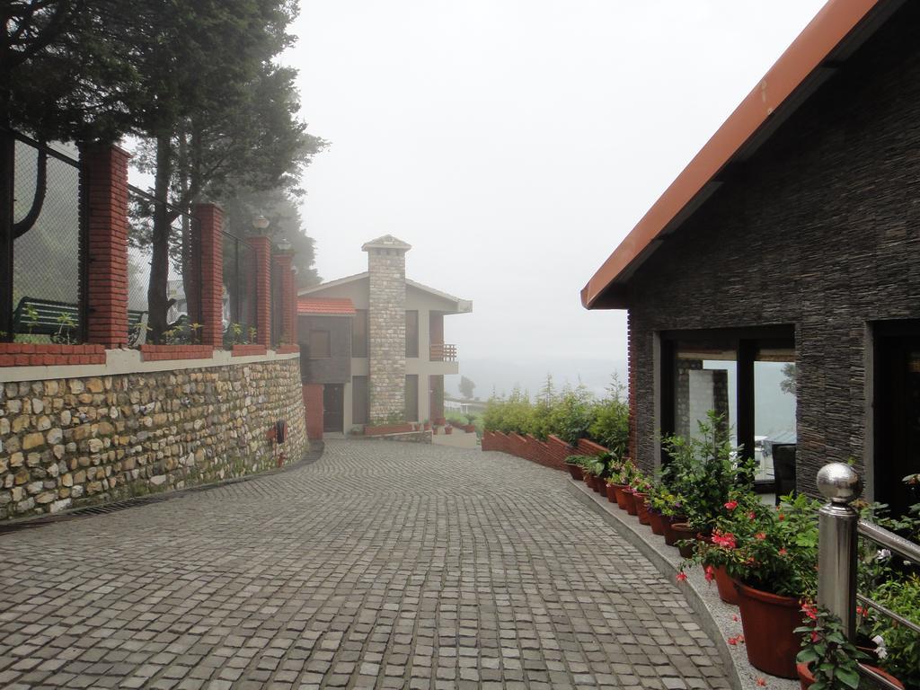 Club Mahindra Kanatal Exterior foto
